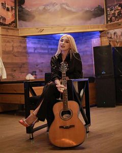 Блондинки, Карина - фото и отзывы