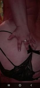 Катя — эротические фото