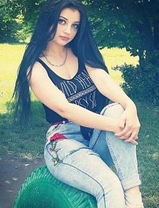 Вика — эротические фото