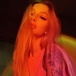 Люда — эротические фото